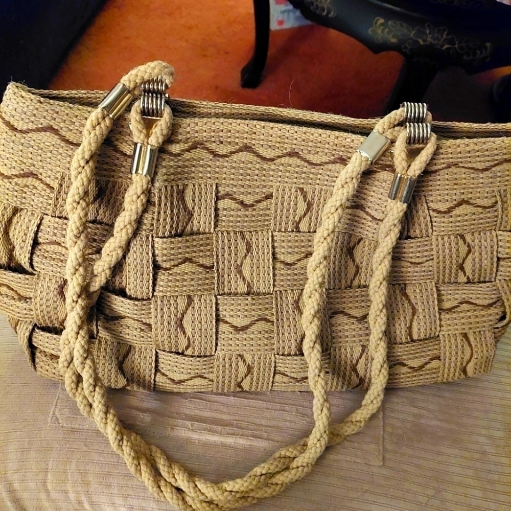 Vintage* Fiona Italy Brown/Beige Basket Weave Purse/Handbag